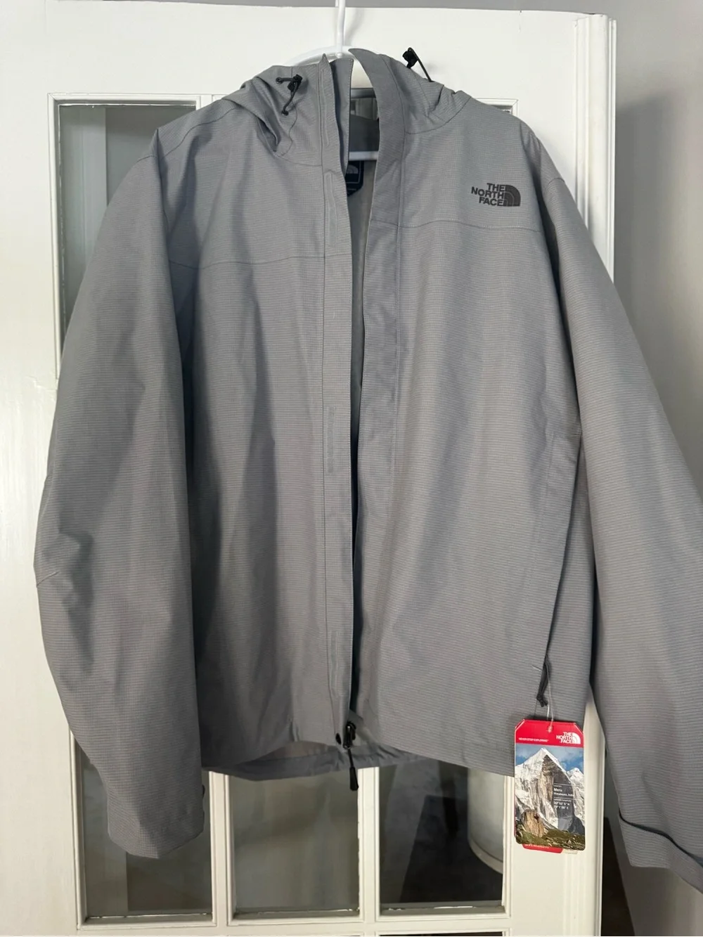 The North Face Men's Light Gray Hooded Rain Shell